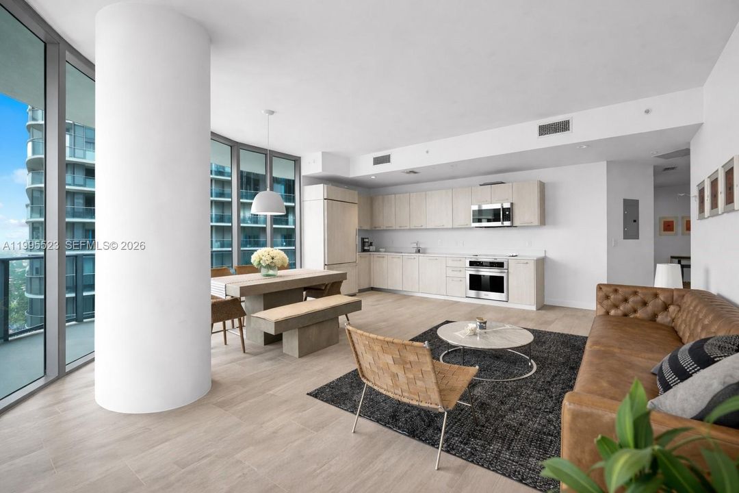 В аренду: $5,800 (2 спален, 2 ванн, 1048 Квадратных фут)