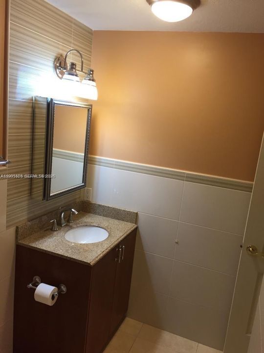 В аренду: $2,180 (1 спален, 1 ванн, 670 Квадратных фут)