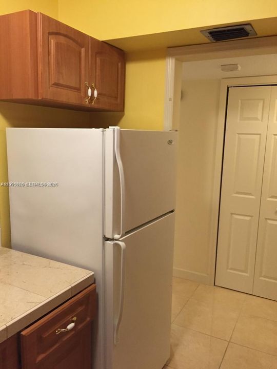 В аренду: $2,180 (1 спален, 1 ванн, 670 Квадратных фут)