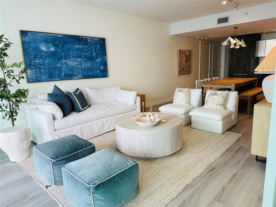 For Rent: $9,500 (3 beds, 3 baths, 1526 Square Feet)