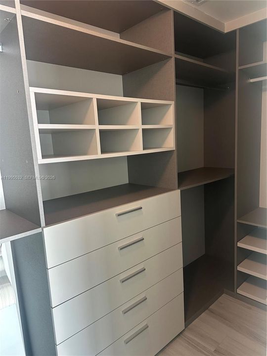 For Rent: $9,500 (3 beds, 3 baths, 1526 Square Feet)