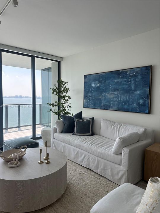 For Rent: $9,500 (3 beds, 3 baths, 1526 Square Feet)