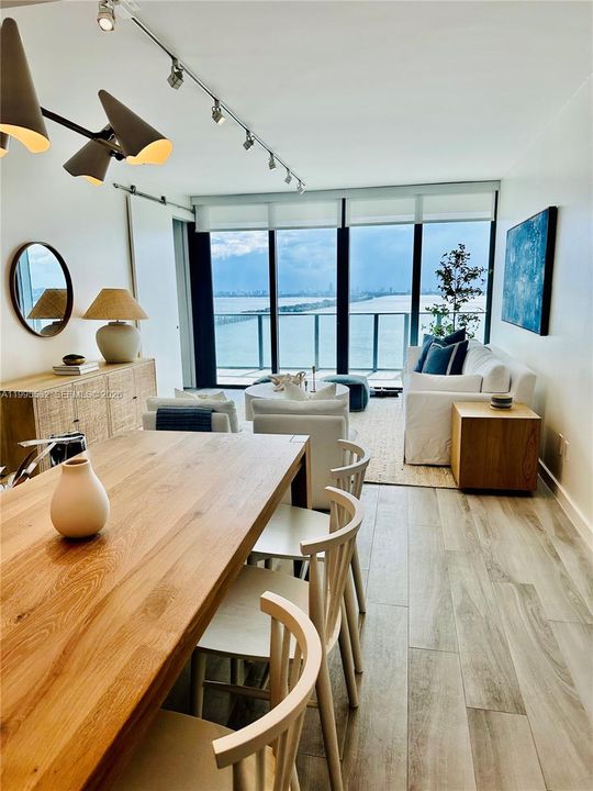 For Rent: $9,500 (3 beds, 3 baths, 1526 Square Feet)