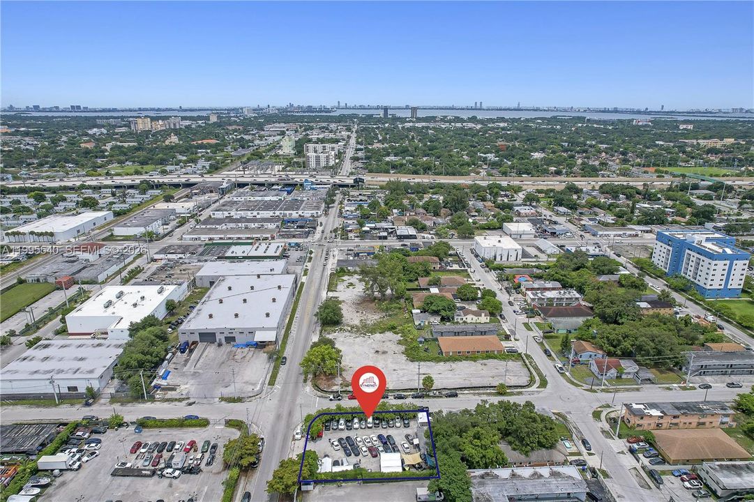 На продажу: $975,000 (0 спален, 0 ванн, 0 Квадратных фут)