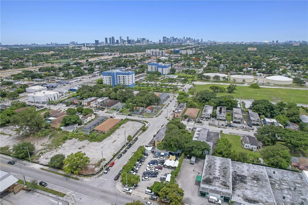 На продажу: $975,000 (0 спален, 0 ванн, 0 Квадратных фут)