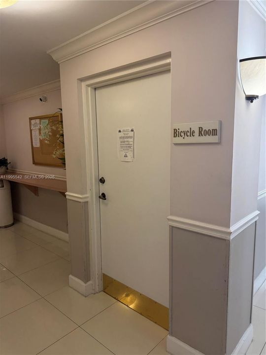 Recently Sold: $355,000 (2 beds, 2 baths, 1130 Square Feet)