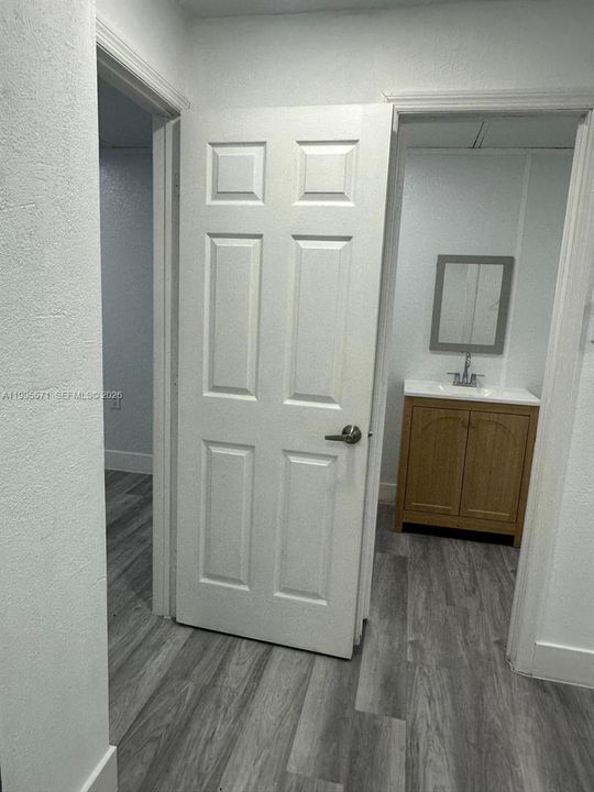 For Rent: $1,700 (1 beds, 1 baths, 0 Square Feet)