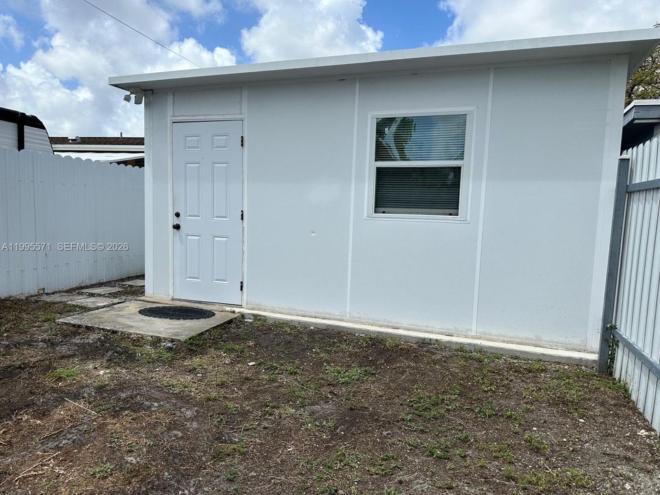 For Rent: $1,700 (1 beds, 1 baths, 0 Square Feet)