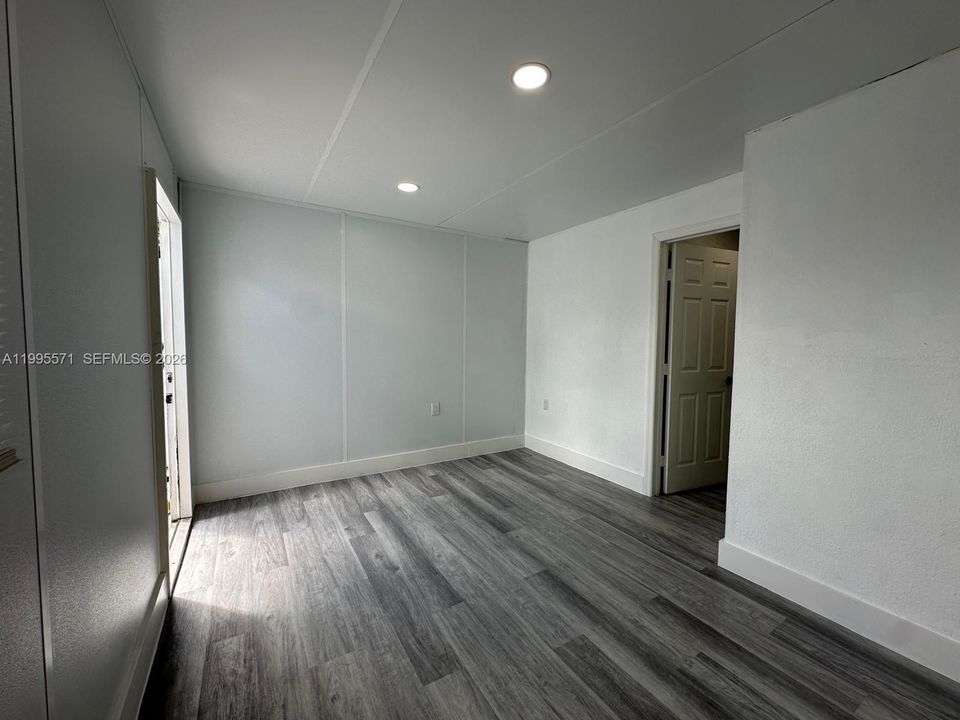 For Rent: $1,700 (1 beds, 1 baths, 0 Square Feet)