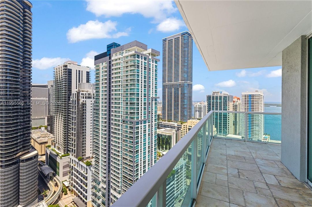 For Sale: $789,000 (3 beds, 2 baths, 1551 Square Feet)