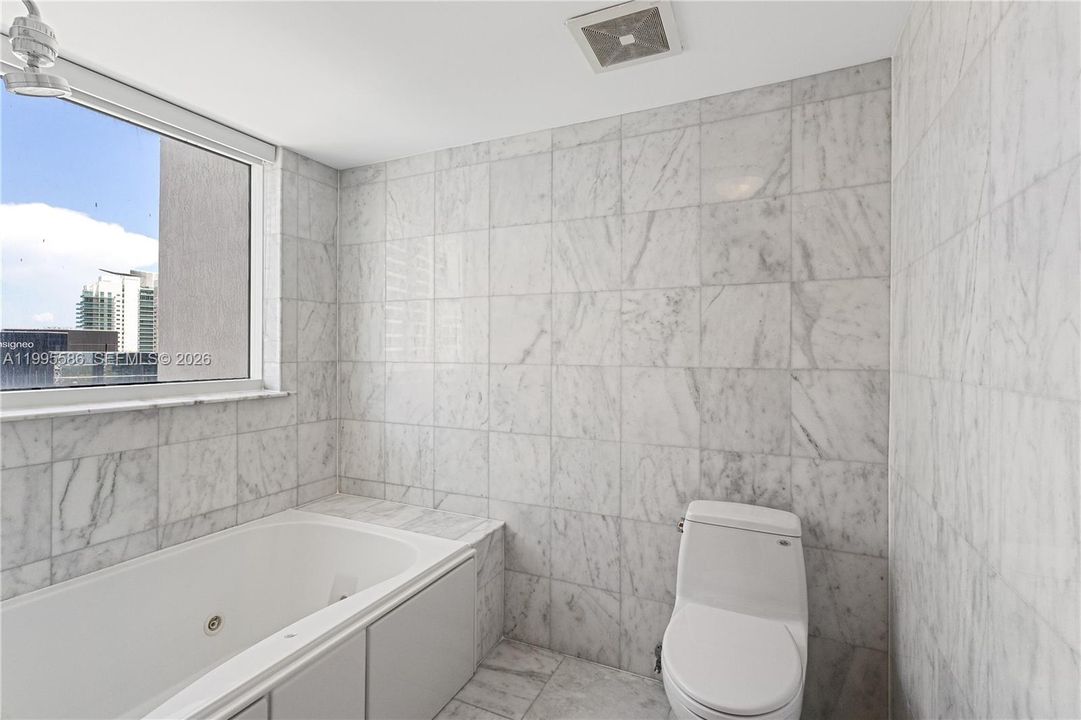 For Sale: $789,000 (3 beds, 2 baths, 1551 Square Feet)