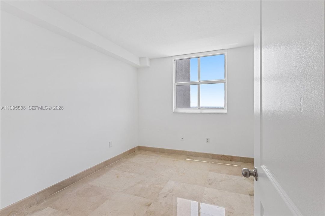 For Sale: $789,000 (3 beds, 2 baths, 1551 Square Feet)