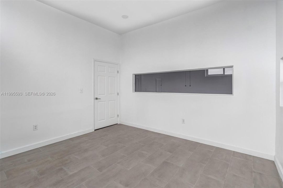 В аренду: $17 (0 спален, 0 ванн, 0 Квадратных фут)