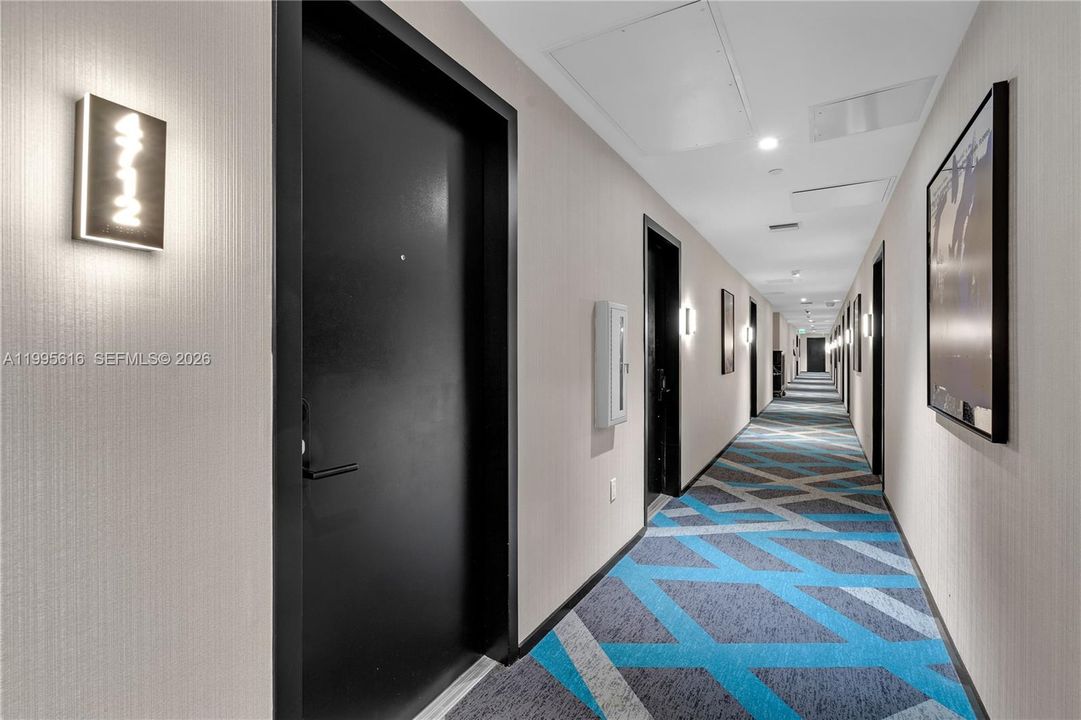 En Venta: $517,000 (0 camas, 1 baños, 341 Pies cuadrados)