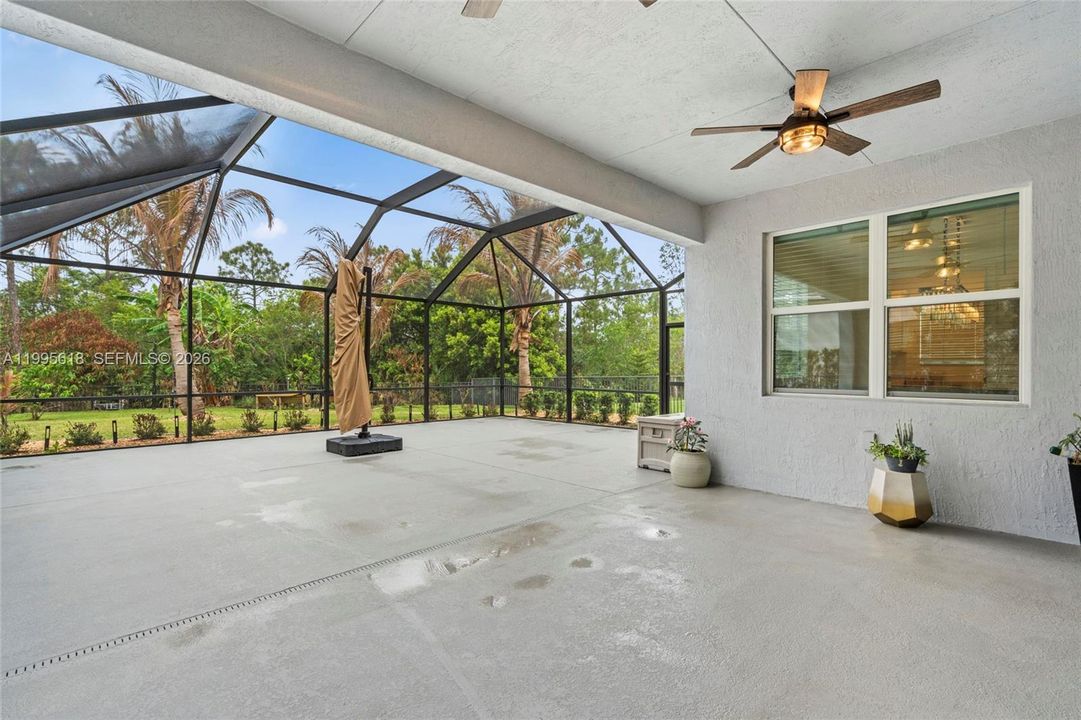 En Venta: $899,999 (4 camas, 3 baños, 2918 Pies cuadrados)