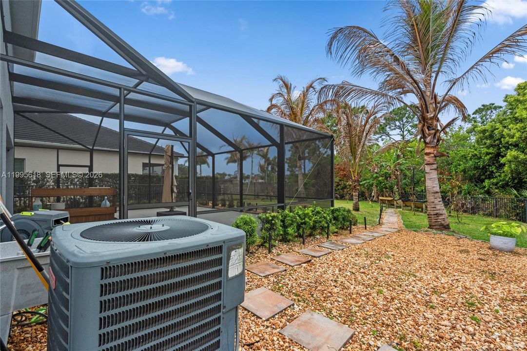 En Venta: $899,999 (4 camas, 3 baños, 2918 Pies cuadrados)