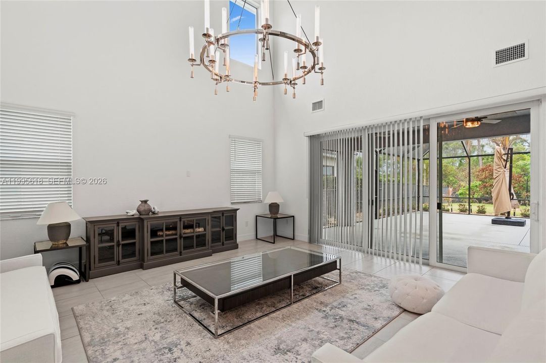 En Venta: $899,999 (4 camas, 3 baños, 2918 Pies cuadrados)