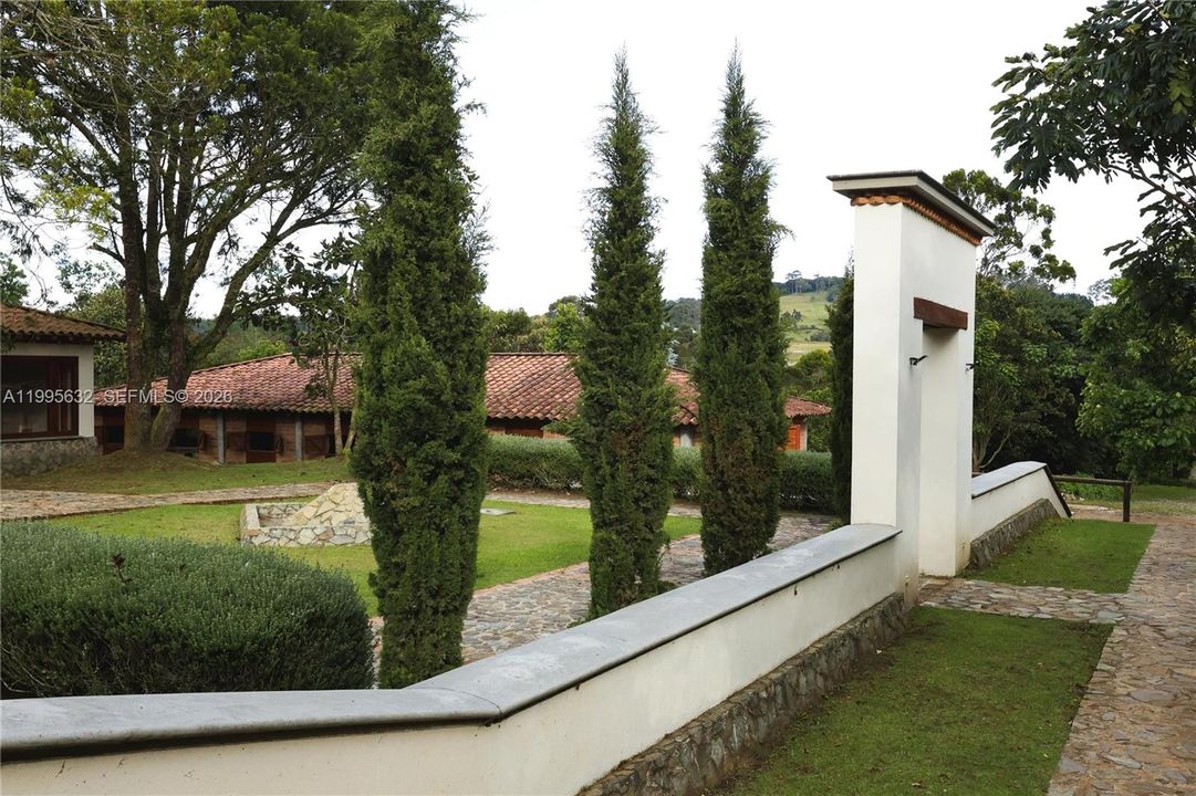 For Sale: $3,600,000 (5 beds, 7 baths, 0 Square Feet)