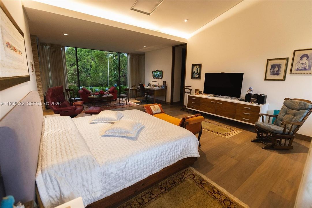 For Sale: $3,600,000 (5 beds, 7 baths, 0 Square Feet)