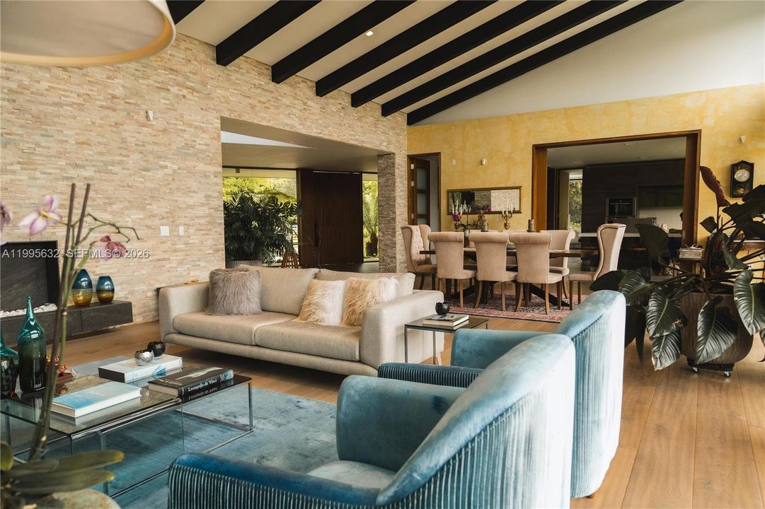 For Sale: $3,600,000 (5 beds, 7 baths, 0 Square Feet)
