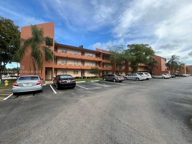 For Sale: $75,000 (1 beds, 1 baths, 730 Square Feet)