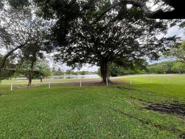 For Sale: $75,000 (1 beds, 1 baths, 730 Square Feet)