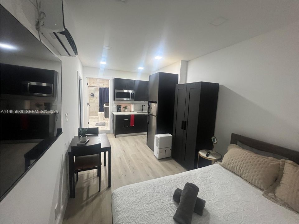 For Rent: $1,595 (0 beds, 1 baths, 500 Square Feet)