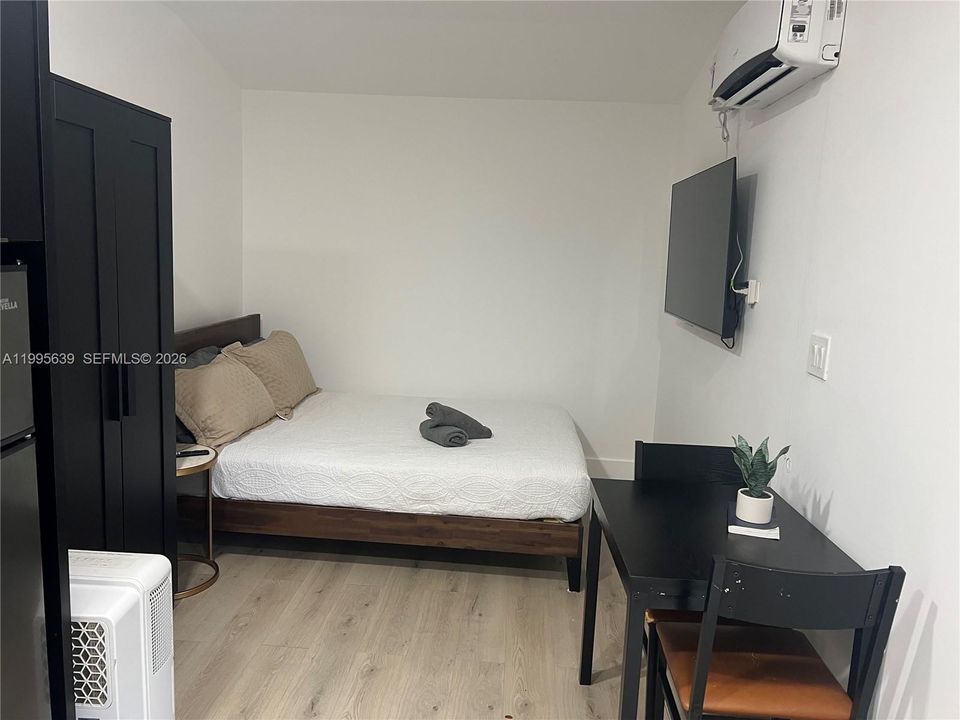 For Rent: $1,595 (0 beds, 1 baths, 500 Square Feet)