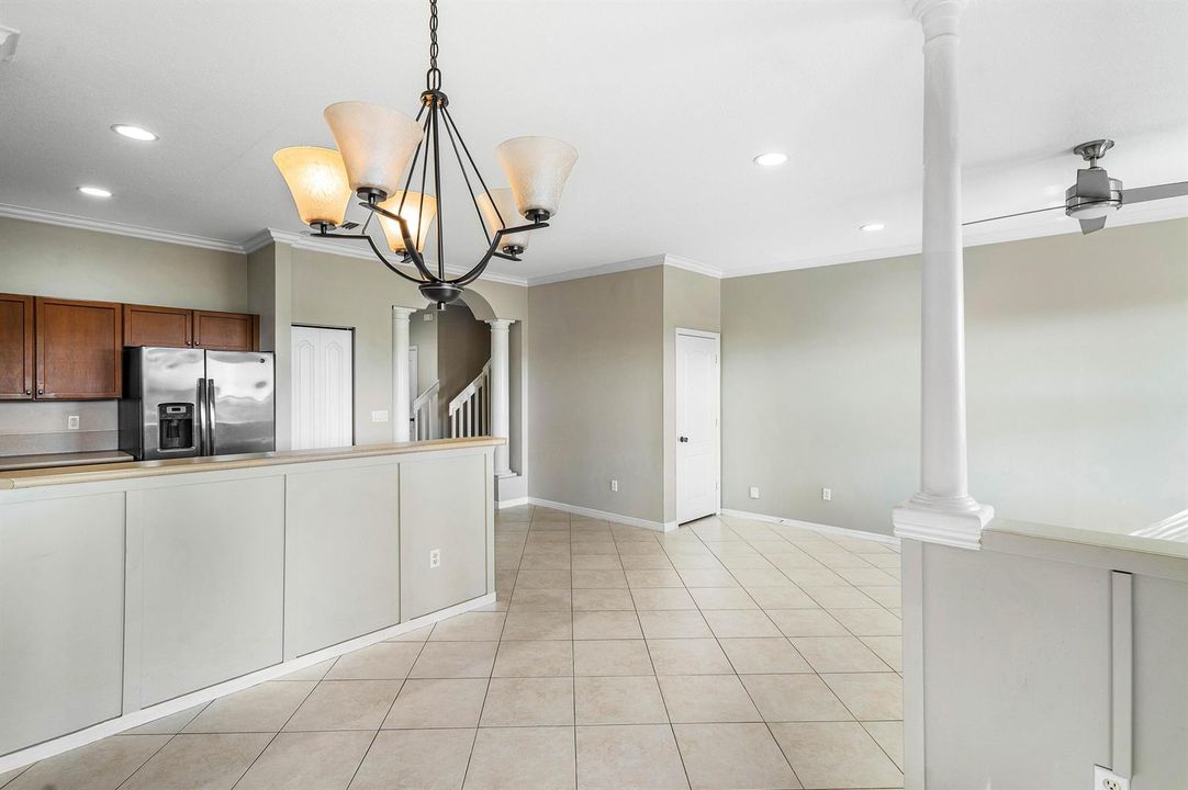 011-389RiverBluffLane-RoyalPalmBeach-FL-