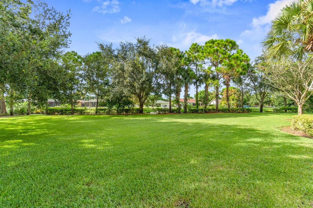 032-389RiverBluffLane-RoyalPalmBeach-FL-
