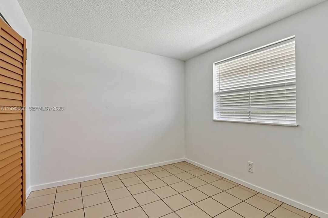 For Sale: $181,500 (2 beds, 2 baths, 768 Square Feet)