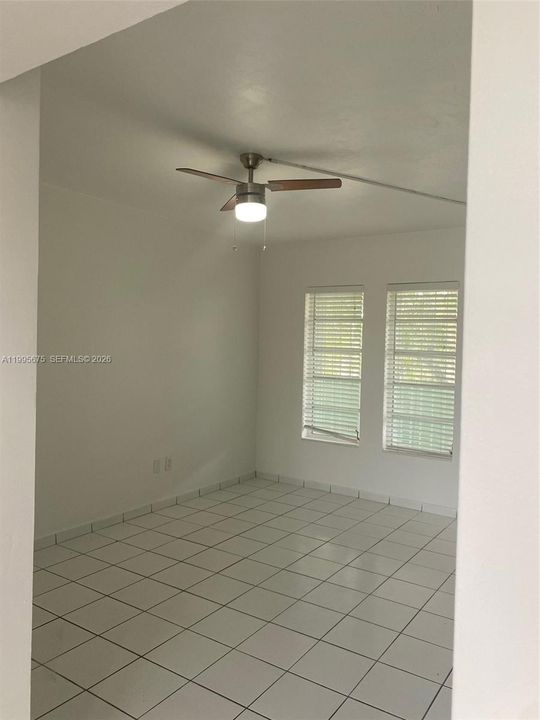 Activo con contrato: $1,600 (1 camas, 1 baños, 614 Pies cuadrados)
