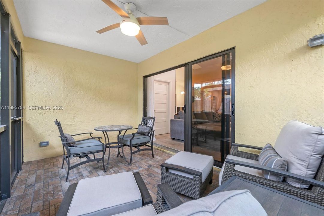 For Rent: $3,600 (3 beds, 2 baths, 1406 Square Feet)