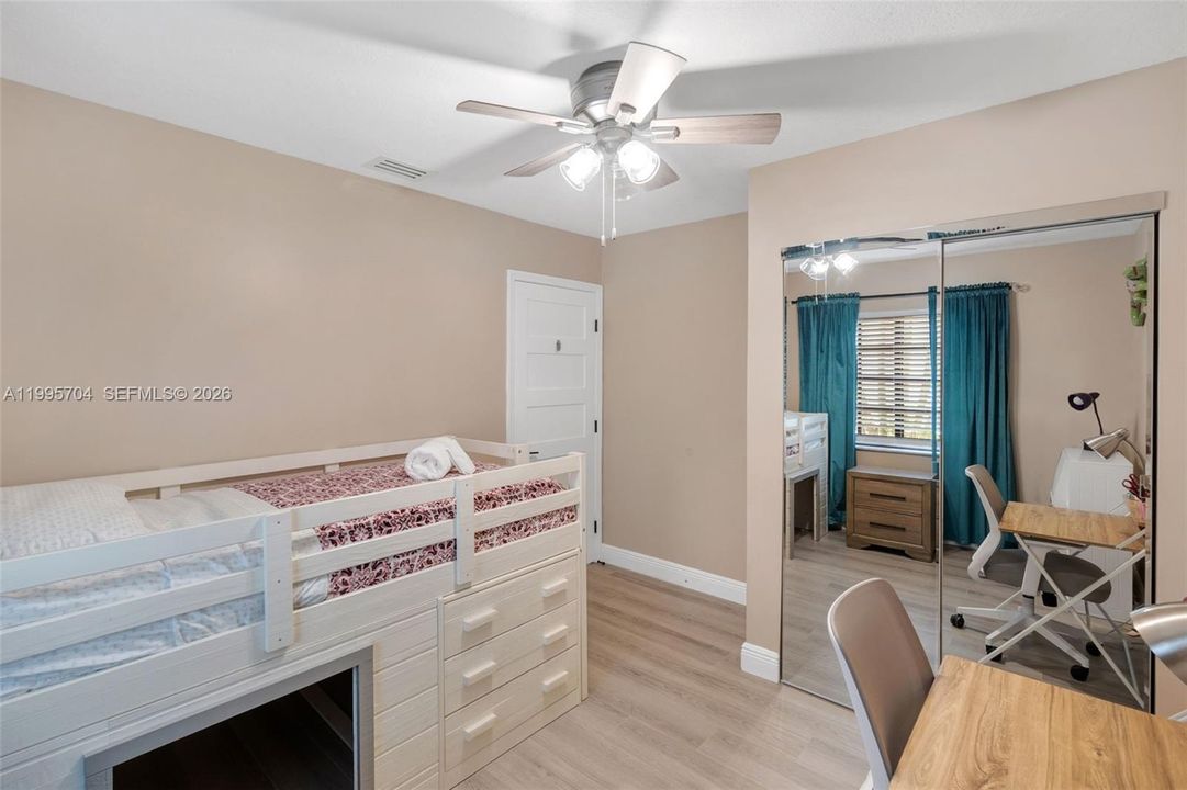 For Rent: $3,600 (3 beds, 2 baths, 1406 Square Feet)