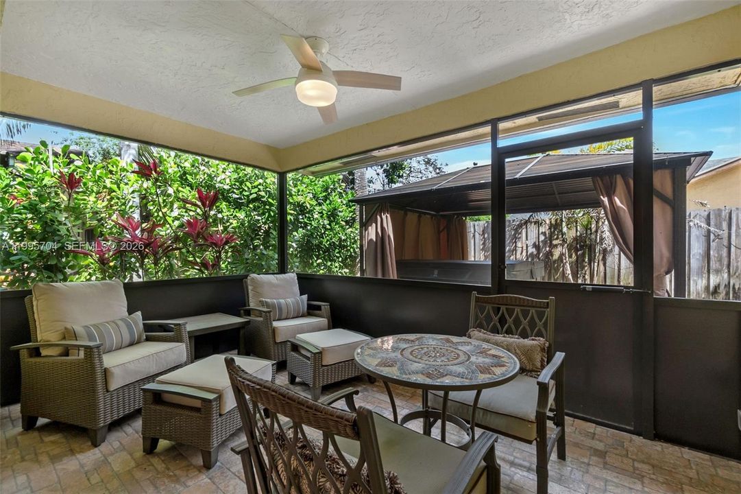 For Rent: $3,600 (3 beds, 2 baths, 1406 Square Feet)