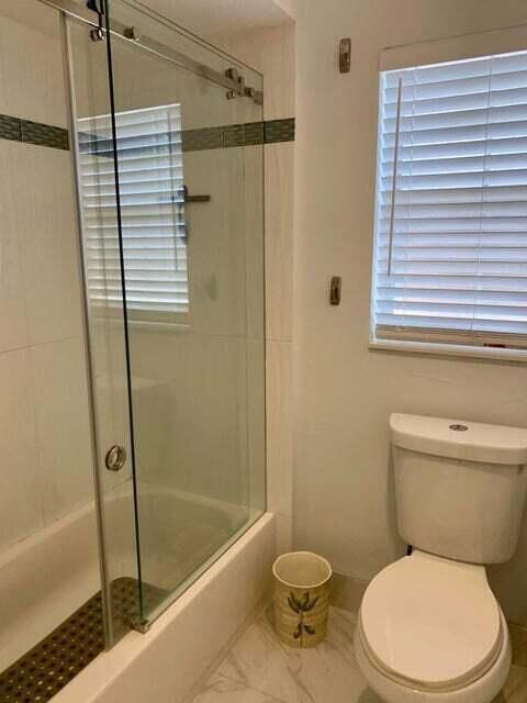 3230 Aqua Vista Primary Bath 2