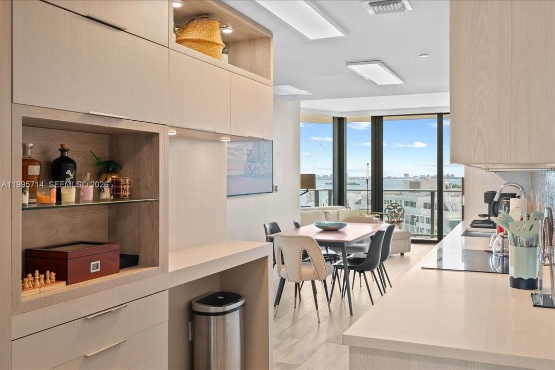 En Venta: $819,000 (3 camas, 2 baños, 1110 Pies cuadrados)