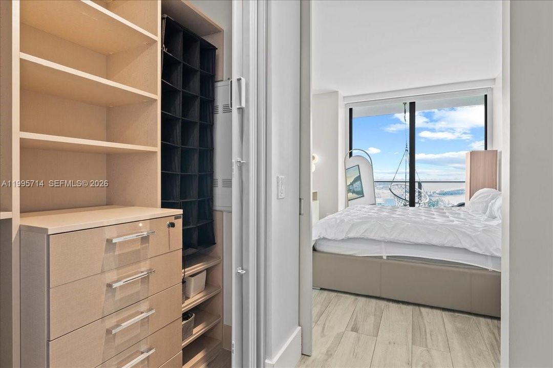 En Venta: $819,000 (3 camas, 2 baños, 1110 Pies cuadrados)