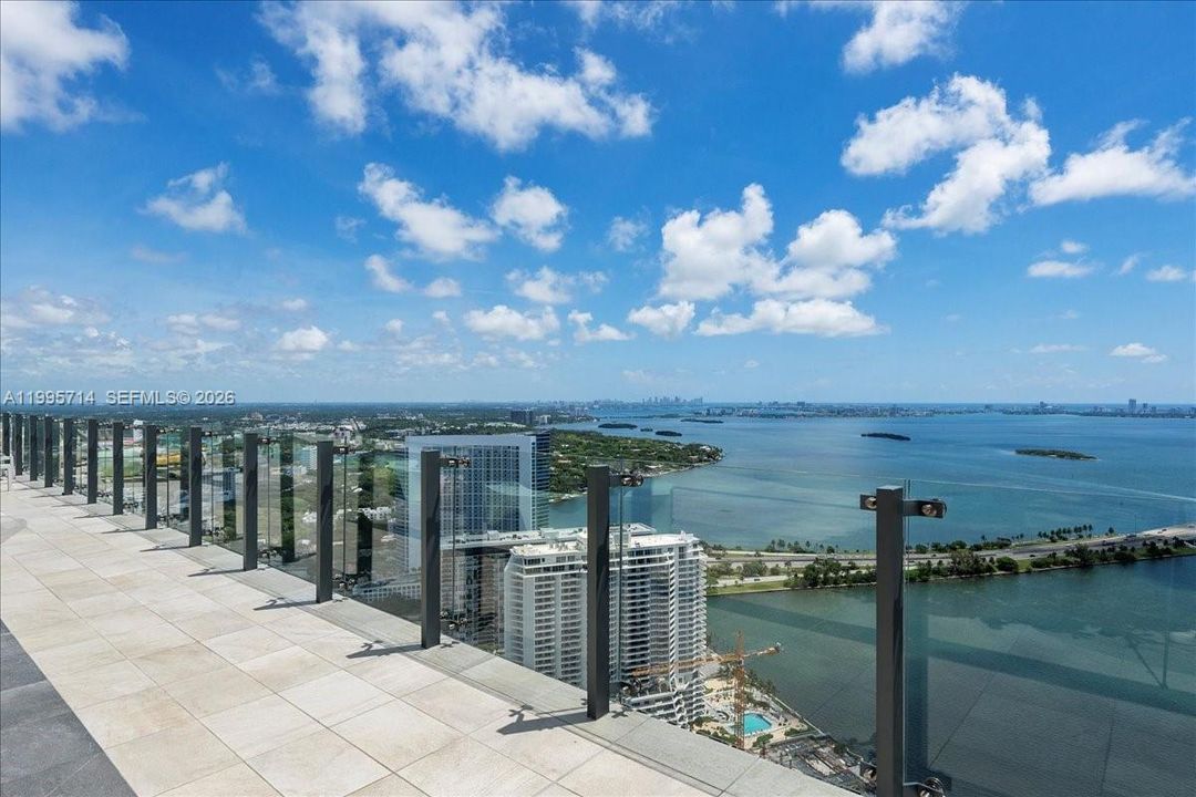 En Venta: $819,000 (3 camas, 2 baños, 1110 Pies cuadrados)