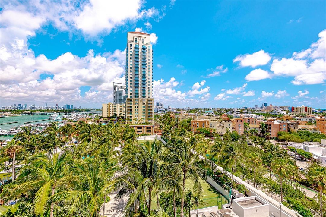 В аренду: $5,500 (1 спален, 1 ванн, 1008 Квадратных фут)