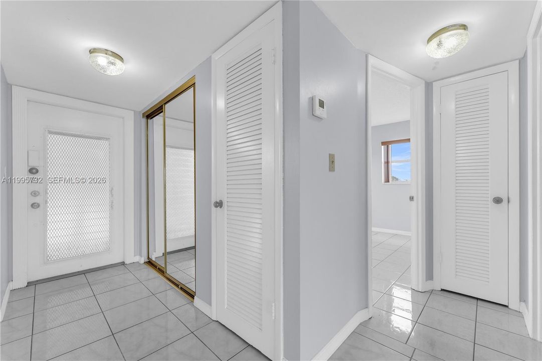 Под контрактом: $109,999 (2 спален, 2 ванн, 850 Квадратных фут)