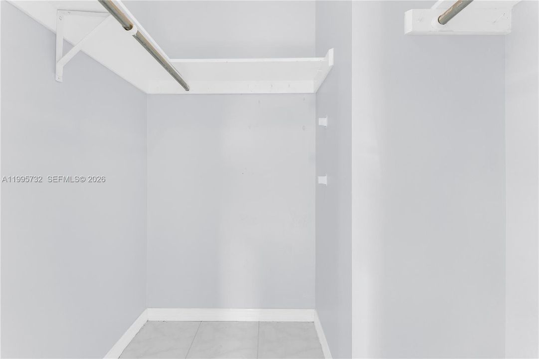 Под контрактом: $109,999 (2 спален, 2 ванн, 850 Квадратных фут)