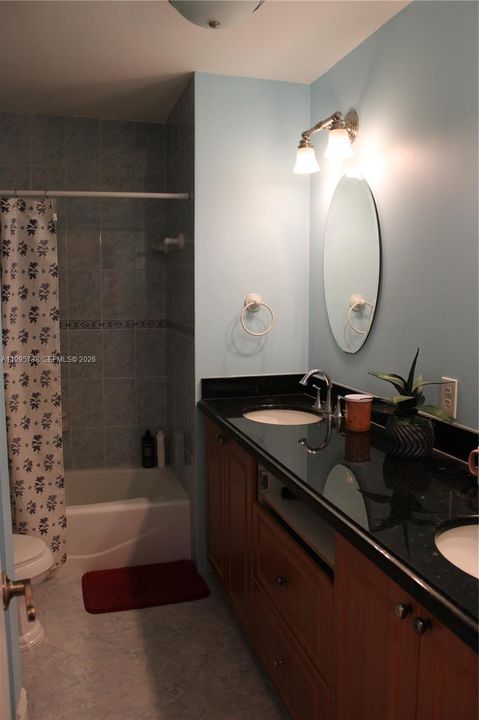 For Sale: $2,000,000 (5 beds, 3 baths, 3526 Square Feet)