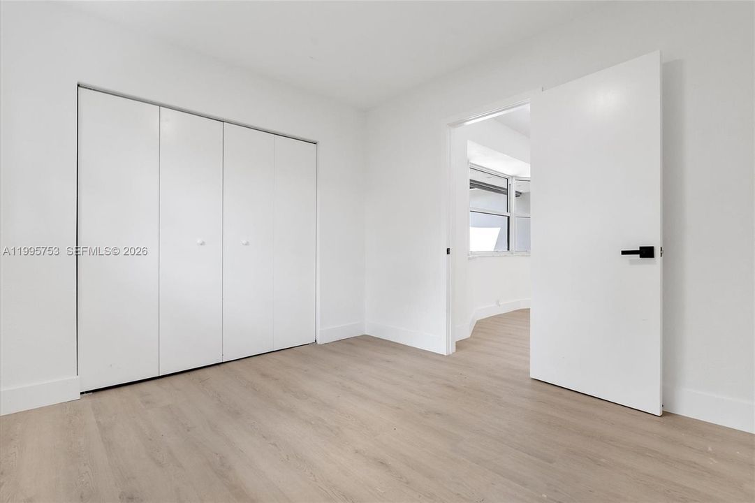 Недавно продано: $750,000 (3 спален, 2 ванн, 1725 Квадратных фут)