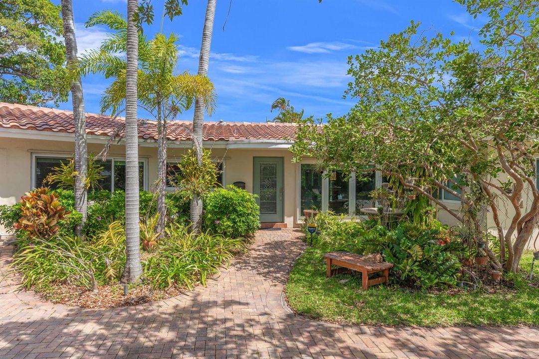 4-web-or-mls-2625 NE 29th St Fort Lauder