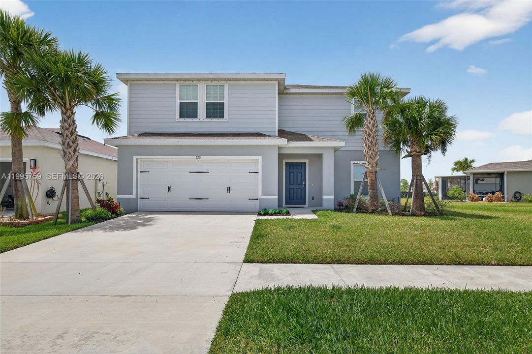 For Rent: $3,000 (4 beds, 2 baths, 2195 Square Feet)