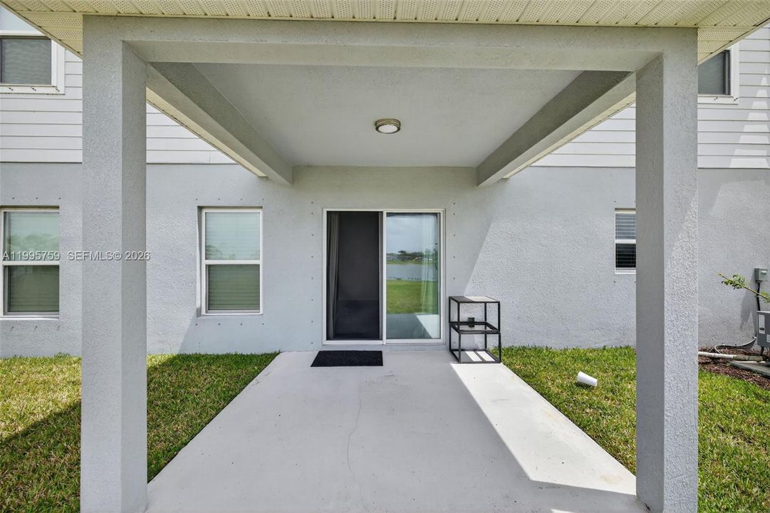 For Rent: $3,000 (4 beds, 2 baths, 2195 Square Feet)