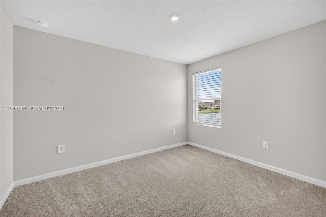 For Rent: $3,000 (4 beds, 2 baths, 2195 Square Feet)