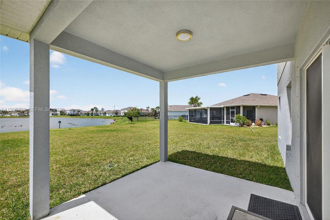 For Rent: $3,000 (4 beds, 2 baths, 2195 Square Feet)