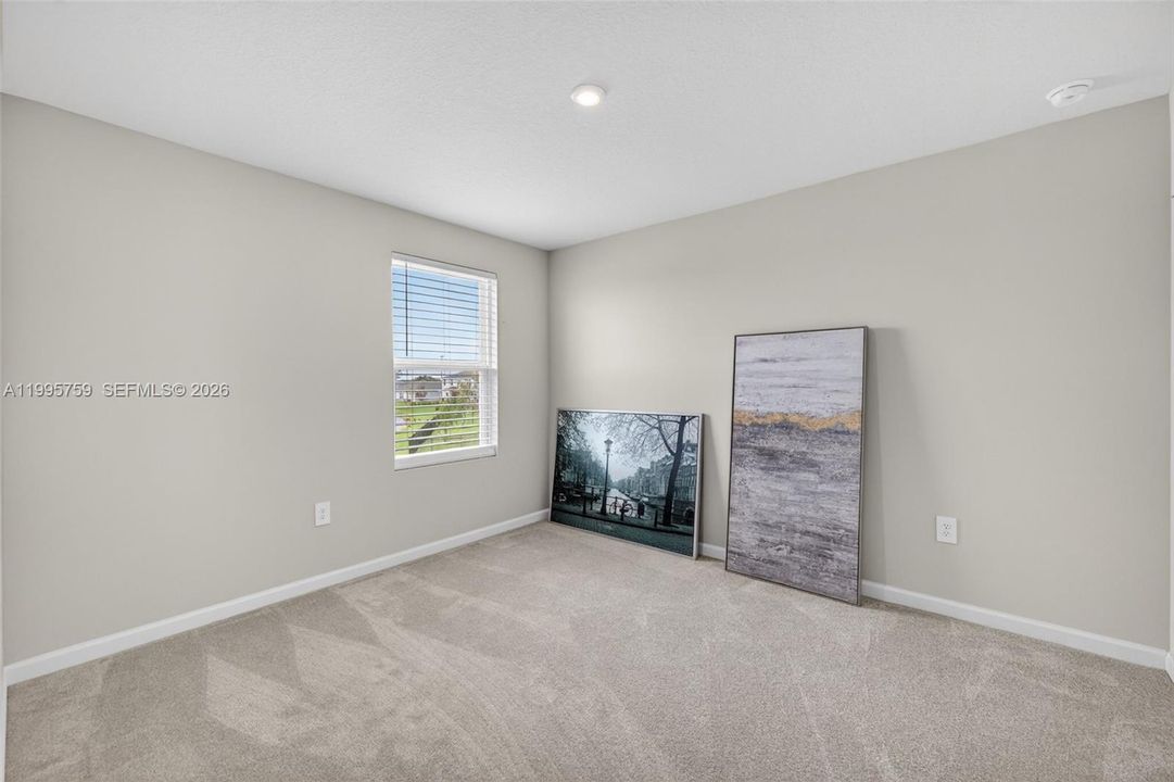 For Rent: $3,000 (4 beds, 2 baths, 2195 Square Feet)